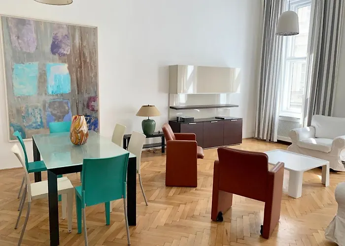 Charming Flat Close To Danube And 4-Seasons Hotel