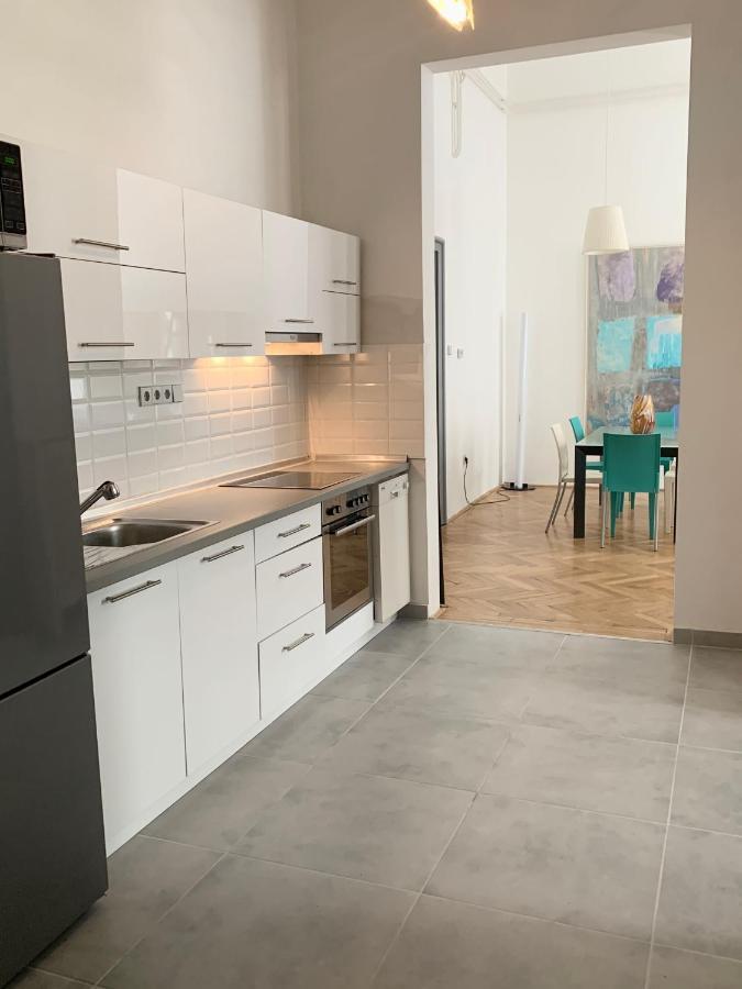 Charming Flat Close To Danube And 4-seasons Appartement